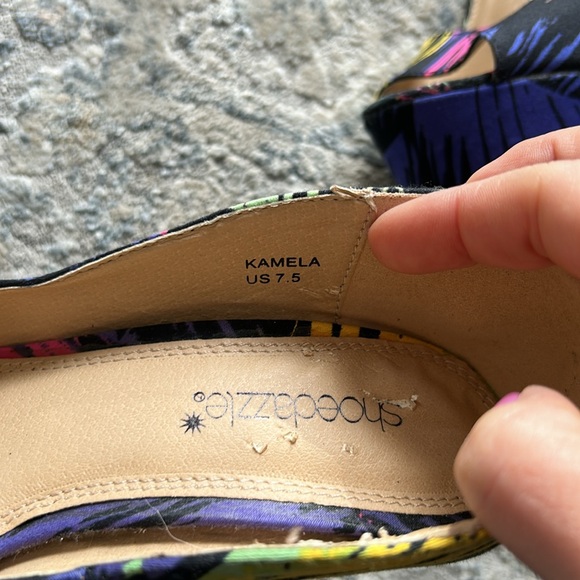 Shoe Dazzle Kamela - Picture 4 of 4